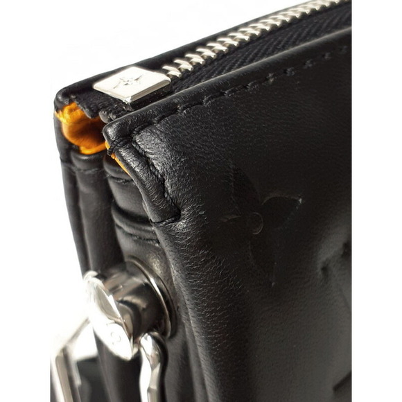 Louis Vuitton Monogram Coussin Bag - Picture 6 of 9